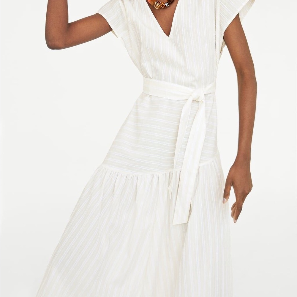 Zara Woman Elegant White V-Neck Dress